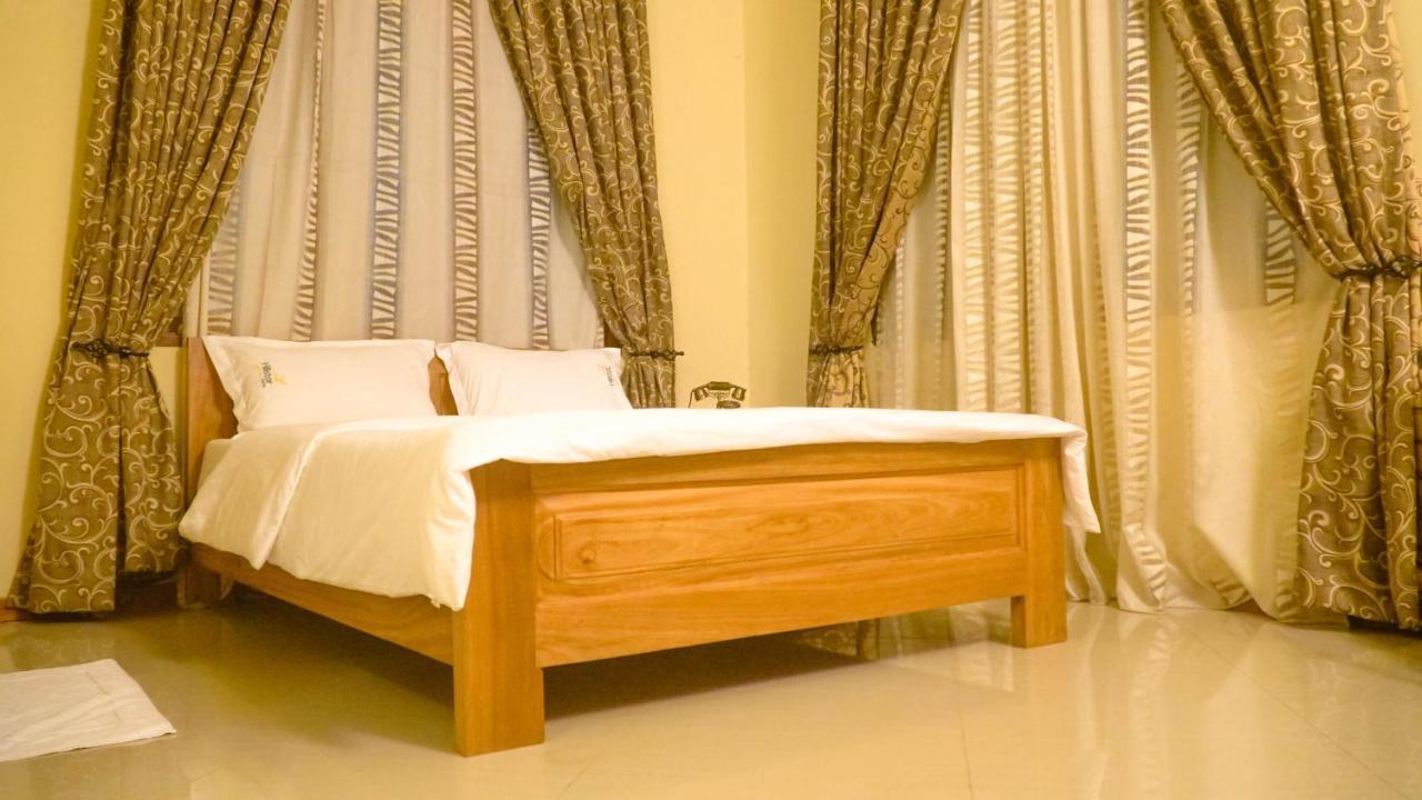 Hillstarh Hotel 다르에스살람 외부 사진
